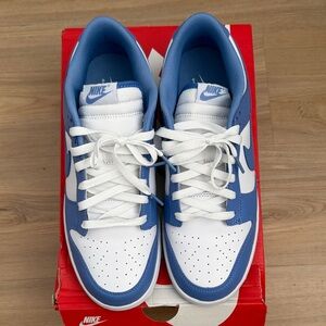 Nike Men’s Low-Top Dunks Sneakers in White and Blue